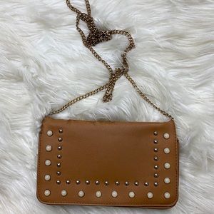 brown crossbody bag